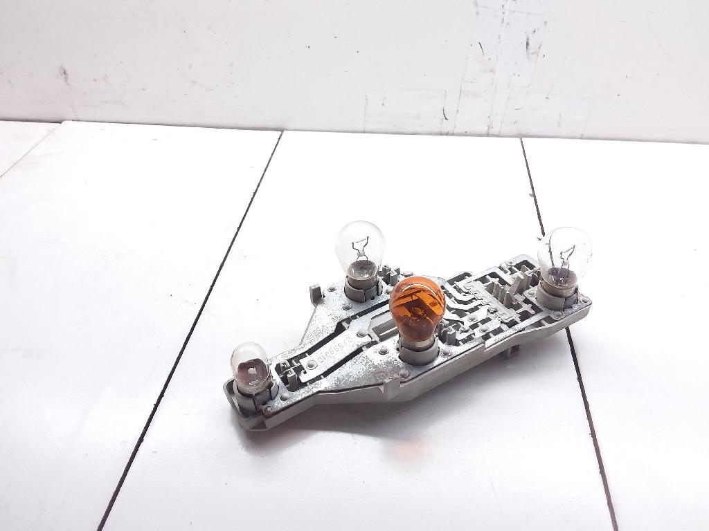 Lampenfassung für Hauptscheinwerfer Skoda Octavia II Kombi (1Z) 1Z9945257