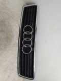 Gitter Grill vorne links AUDI A6 (4B2, C5) 1.9 TDI 4B0853651A