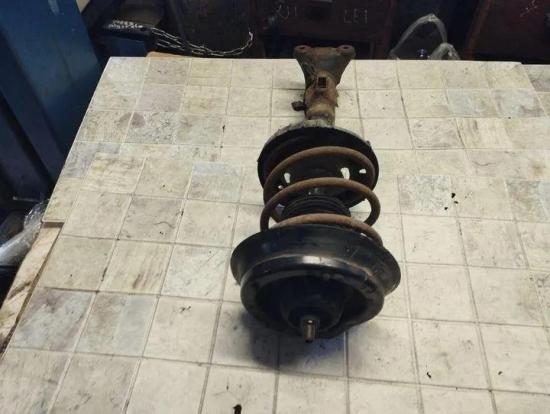 Stoßdämpfer vorne links MERCEDES-BENZ C (W203) C 200 CDI (203.004) 824904553412 A2033201630 Bild Stoßdämpfer vorne links MERCEDES-BENZ C (W203) C 200 CDI (203.004) 824904553412 A2033201630