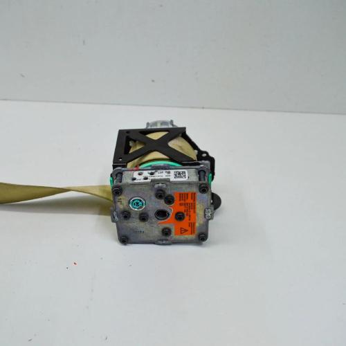 Mittlerer Sicherheitsgurt hinten Bild Mittlerer Sicherheitsgurt hinten