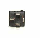 Relais AUDI A4 (8EC, B7) 2.7 TDI 4H0951253A