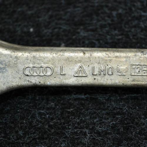 Vorderer oberer Querlenker links AUDI A8 D4 (4H_) 3.0 TFSI quattro Bild Vorderer oberer Querlenker links AUDI A8 D4 (4H_) 3.0 TFSI quattro