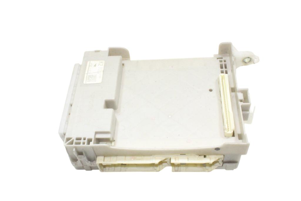 Komfortsteuergerät Toyota Auris (E15) 8273012T80 Bild Komfortsteuergerät Toyota Auris (E15) 8273012T80