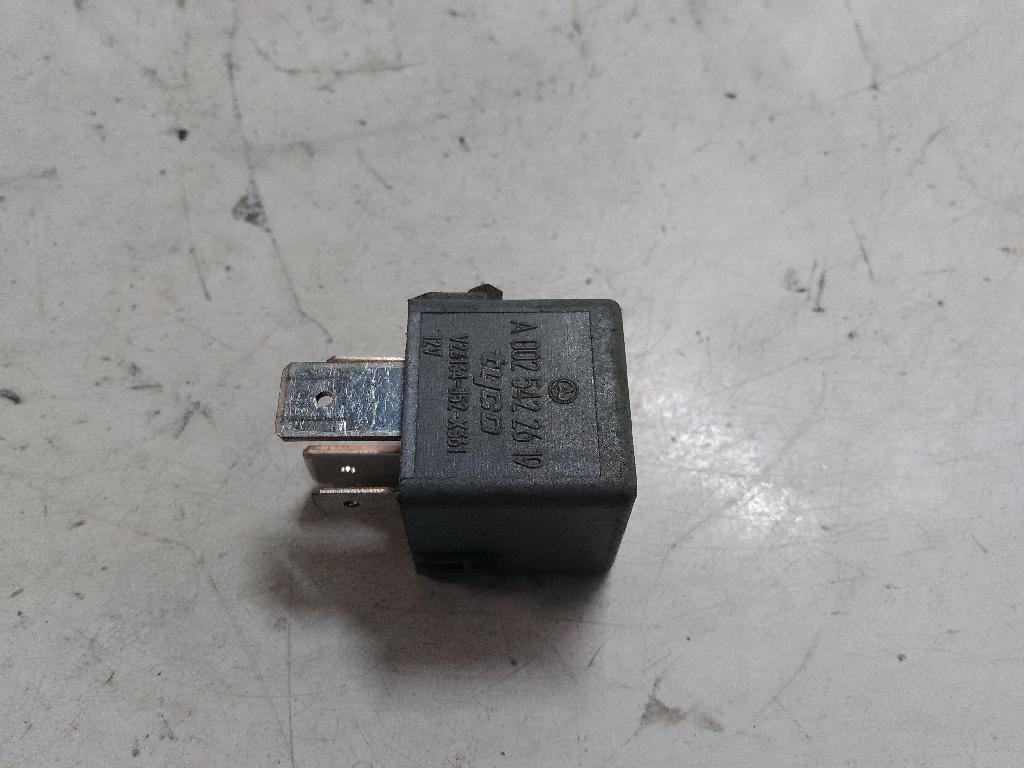Relais Mercedes-Benz M-Klasse (W163) A0025422619