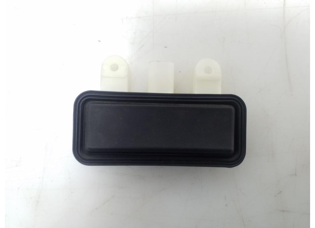 Heckklappengriff MERCEDES-BENZ CLS (C218) CLS 250 CDI / BlueTEC / d (218.303, 218.304) A2218702410