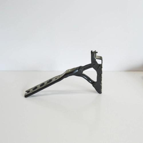 Motorhaubenscharnier vorne rechts SKODA OCTAVIAII (1Z3) 1.4 TSI 1Z0823302C Bild Motorhaubenscharnier vorne rechts SKODA OCTAVIAII (1Z3) 1.4 TSI 1Z0823302C