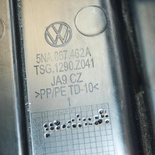 Andere Teile des Innenraums VW TIGUAN (AD1) 1.4 TSI 5NA867462A Bild Andere Teile des Innenraums VW TIGUAN (AD1) 1.4 TSI 5NA867462A