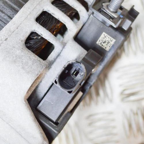 Generator BMW 4 Coupe (F32, F82) 440 i 8614276 0125812026 Bild Generator BMW 4 Coupe (F32, F82) 440 i 8614276 0125812026