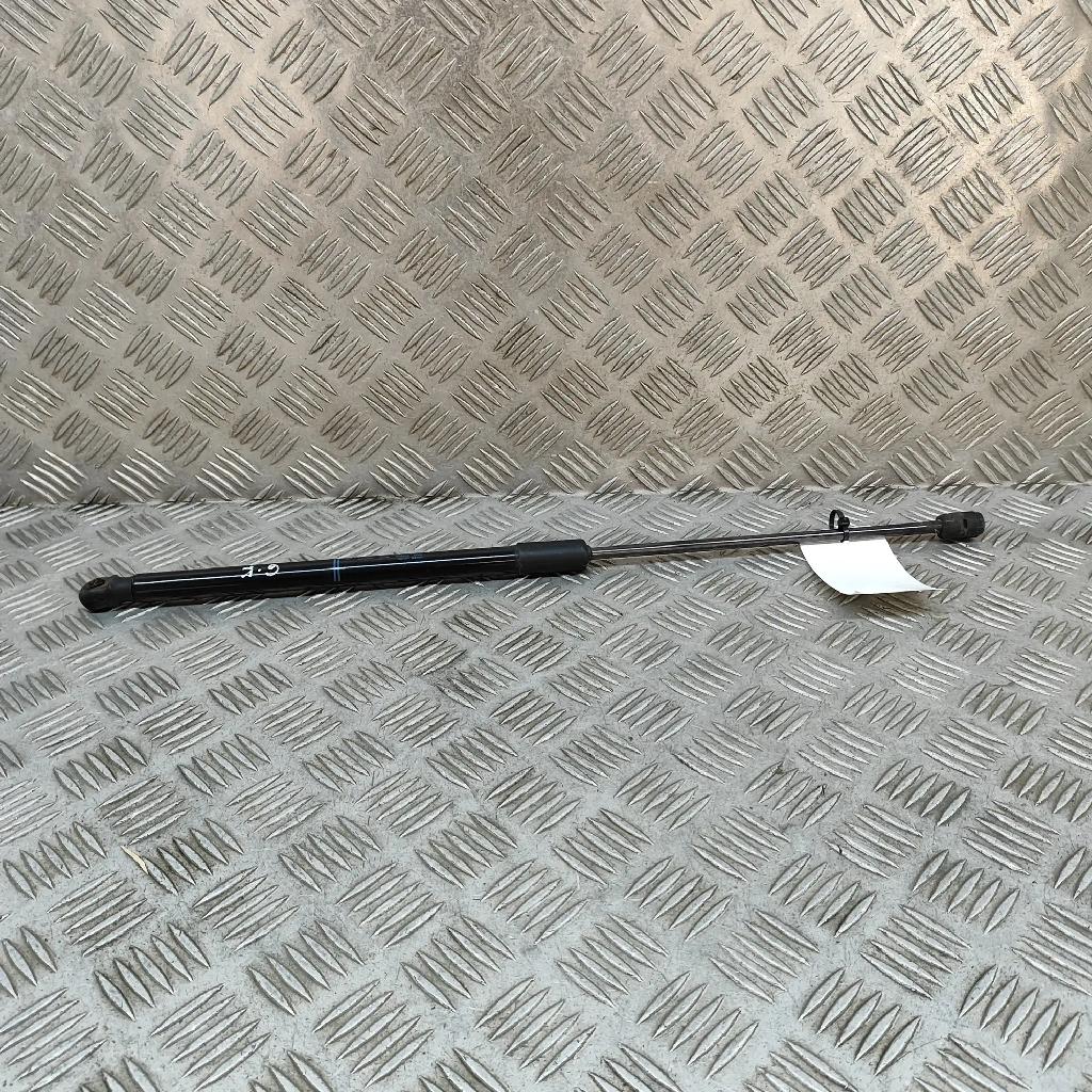 Heckklappe Gasdruckfeder links AUDI A3 Sportback (8VA, 8VF) S3 quattro 8V4827552