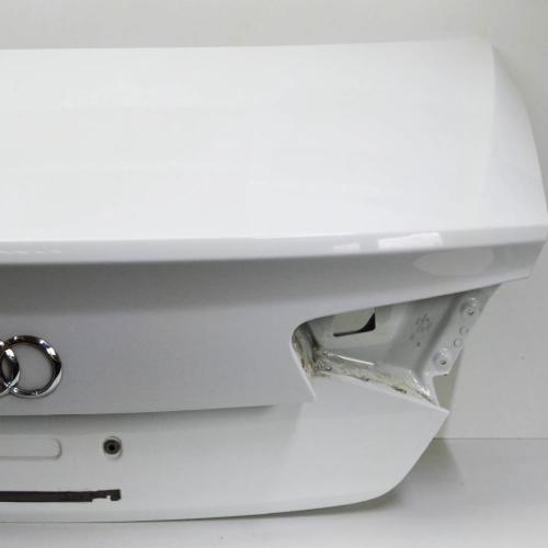 Heckklappe geschlossen Audi A8 (4H) 4H0827445B Bild Heckklappe geschlossen Audi A8 (4H) 4H0827445B