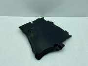 Rechte Unterbodenabdeckung