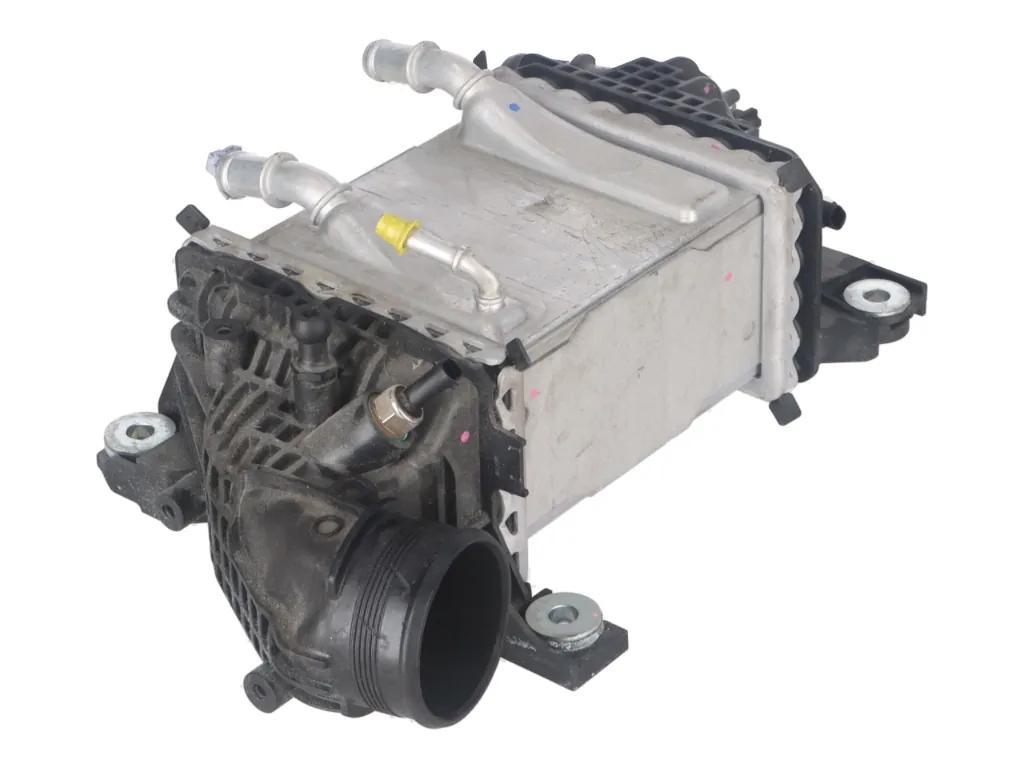 Ladeluftkühler VW Transporter T6 Kasten () 04L145749L