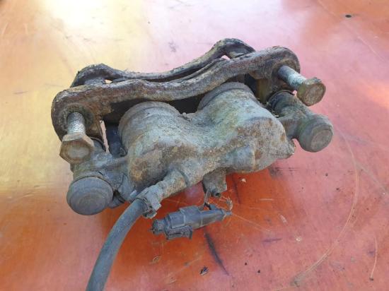 Bremssattel vorne links IVECO DAILY III Furgon/Estate 35 C 12 V, 35 S 12 V (AGKA43A2, AGKB43A2, AGKB46A2,... 42548179 Bild Bremssattel vorne links IVECO DAILY III Furgon/Estate 35 C 12 V, 35 S 12 V (AGKA43A2, AGKB43A2, AGKB46A2,... 42548179