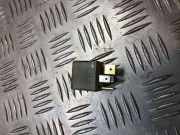 Relais Audi A4 Avant (8E, B7) 8E0951253