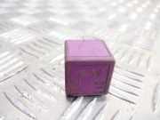 Relais Opel Omega B Caravan () 90459642