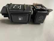 Schalter zum Öffnen des Kraftstofftanks