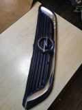 Kühlergrill komplett Opel Vectra B Caravan (J96) 09152352