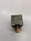 Relais VW GOLF IV Variant (1J5) 1.9 TDI 103 357911253