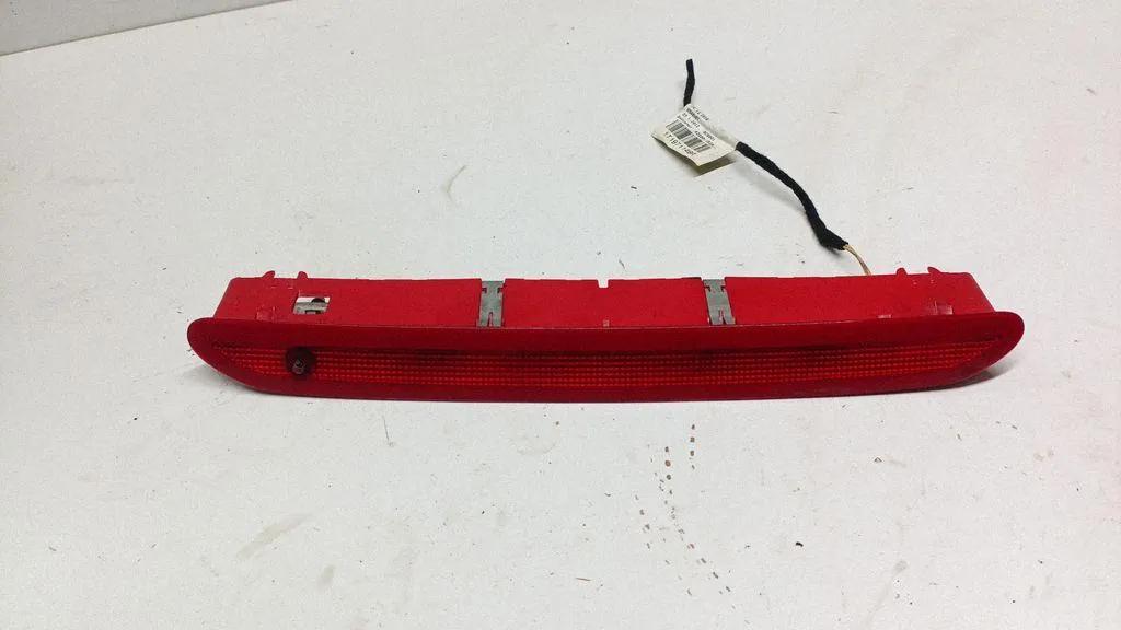 Zusatzbremsleuchte VW TOURAN (1T3) 1.4 TSI EcoFuel 1T0945087