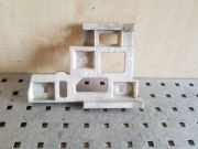 Stoßstangenhalter vorne links