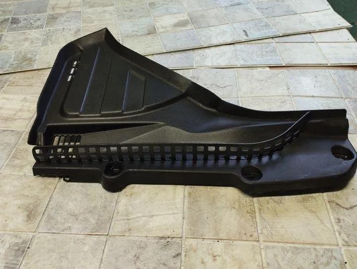 Frontscheibenwischerzierleiste BMW 7 (F01, F02) 730 d 58650910 51717216973
