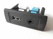USB MERCEDES-BENZ VITO Furgon (W447) 109 CDI (447.601, 447.603, 447.605) A4478200087