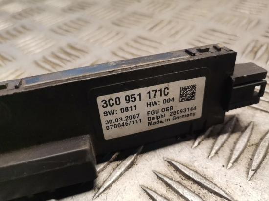 Bewegungsmelder VW Passat B6 (3C2) 3C0951171C Bild Bewegungsmelder VW Passat B6 (3C2) 3C0951171C