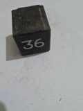 Relais VW TRANSPORTER IV Furgon (70XA) 2.4 D 3A0951307