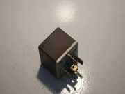 Relais FORD MONDEO II Sedan (BFP) 1.8 TD 7700810929B