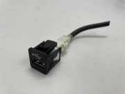 USB BMW 3 (G20, G28) 330 e 745580