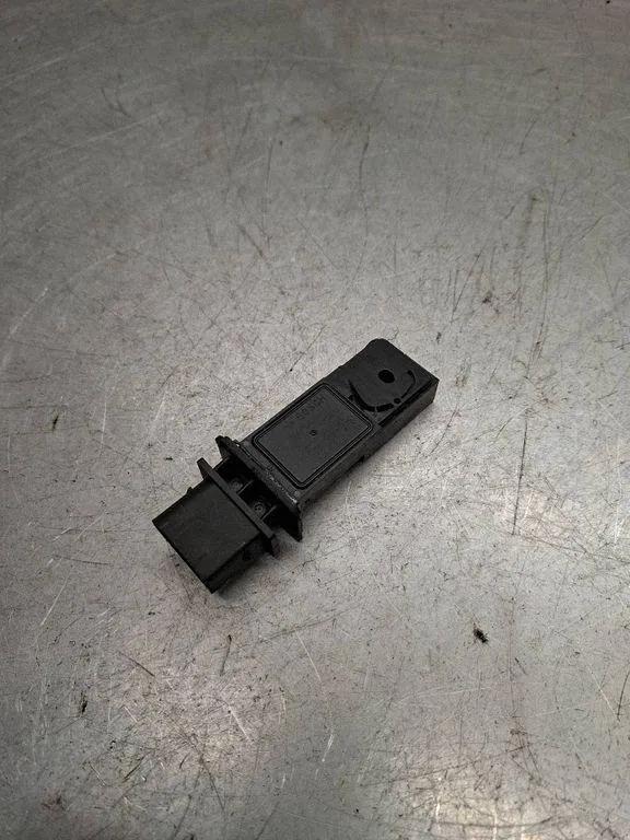 Luftmassenmesser MERCEDES-BENZ M (W164) ML 350 CDI 4-matic (164.122) 18302563