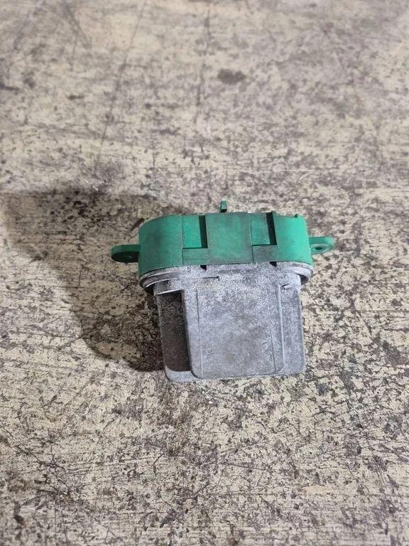 Blower Fan Relay RENAULT ESPACE IV (JK0/1_) 1.9 dCi (JK0U, JK0G) 52492365