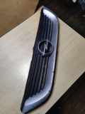 Kühlergrill komplett Opel Vectra B Caravan (J96) 90505722