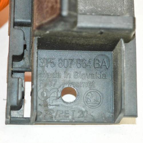 Stoßstangenhalter hinten rechts SKODA SUPERB II (3T4) 2.0 TDI 3T5807864BA Bild Stoßstangenhalter hinten rechts SKODA SUPERB II (3T4) 2.0 TDI 3T5807864BA