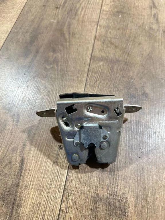 Heckklappenschloss MERCEDES-BENZ C (W206) C 200 (206.042) 055109 A2047400335