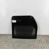 Kleines Seitenfenster hinten links