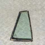 Kleines Seitenfenster hinten links