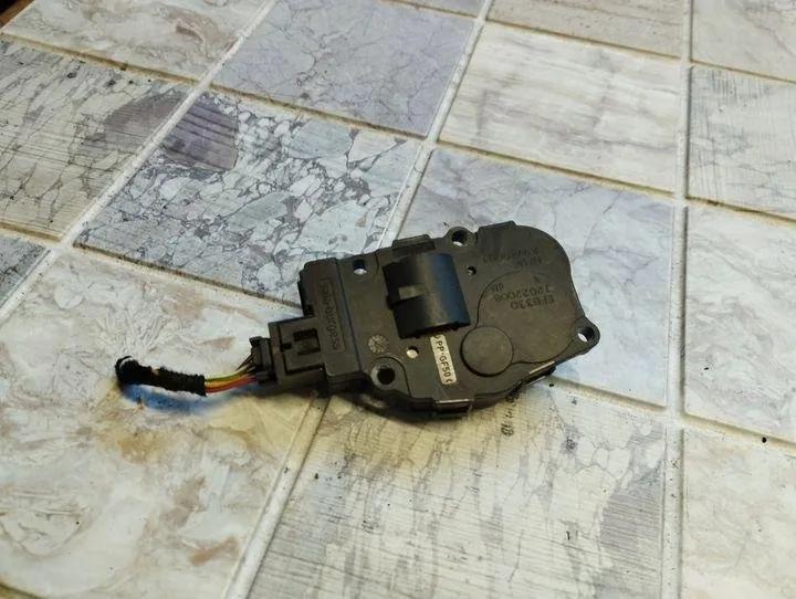 Regelventile für Innenraumheizung MERCEDES-BENZ S (W221) S 320 CDI (221.022, 221.122) 410475520 412650750