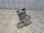 Türscharnier vorne links Audi A4 (8E, B7) 8F0831411B