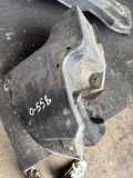 Unterbodenabdeckung links TOYOTA AURIS (_E18_) 1.8 Hybrid (ZWE186_) 5822802010