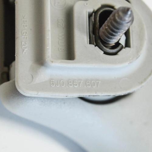 Dachgriff hinten links SKODA OCTAVIAII (1Z3) 1.4 TSI 5J0857607 Bild Dachgriff hinten links SKODA OCTAVIAII (1Z3) 1.4 TSI 5J0857607