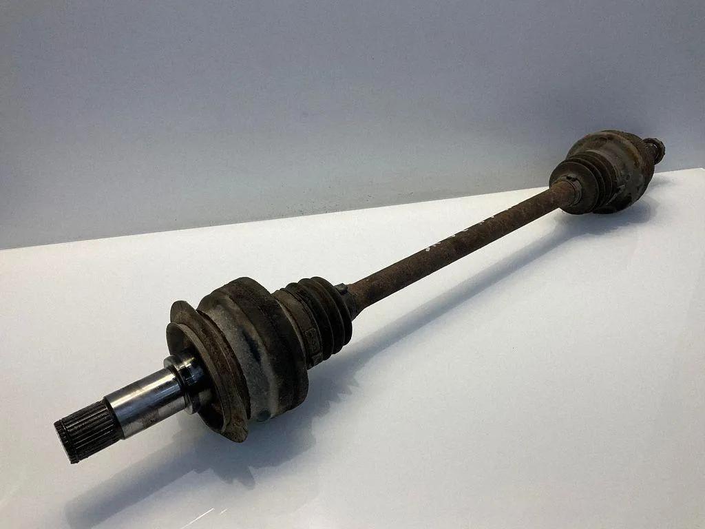 Halbachse hinten links MERCEDES-BENZ CLS (C219) CLS 320 CDI (219.322) A2113501656