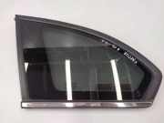 Kleines Seitenfenster hinten links