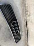 Vorderer oberer Gitter AUDI A6 (4A, C4) 2.5 TDI