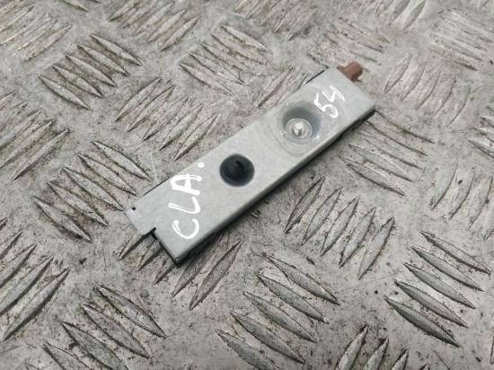 Antennenverstärker Mercedes-Benz CLA Coupe (C117) A1668201089 Bild Antennenverstärker Mercedes-Benz CLA Coupe (C117) A1668201089