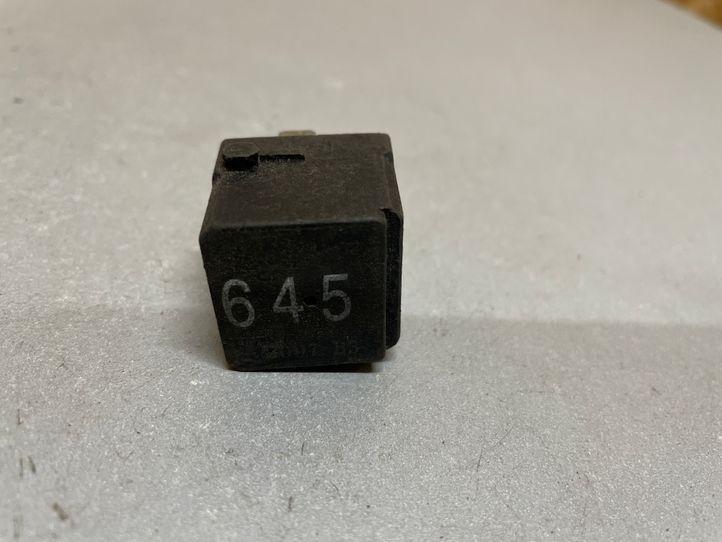 Relais Audi A6 (4F, C6) 4H0951253A