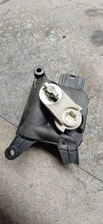 Air Flap Motor VW GOLF V (1K1) 1.9 TDI 1K0907511Q