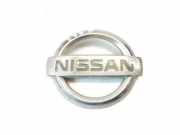 Emblem Nissan Almera Tino (V10) 62890BU700