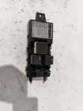 Sicherungskasten VOLVO S40 I (VS) 1.9 TD 3A20-0017