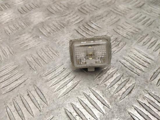 Kennzeichenleuchte Mercedes-Benz CLA Coupe (C117) A2218200856 Bild Kennzeichenleuchte Mercedes-Benz CLA Coupe (C117) A2218200856